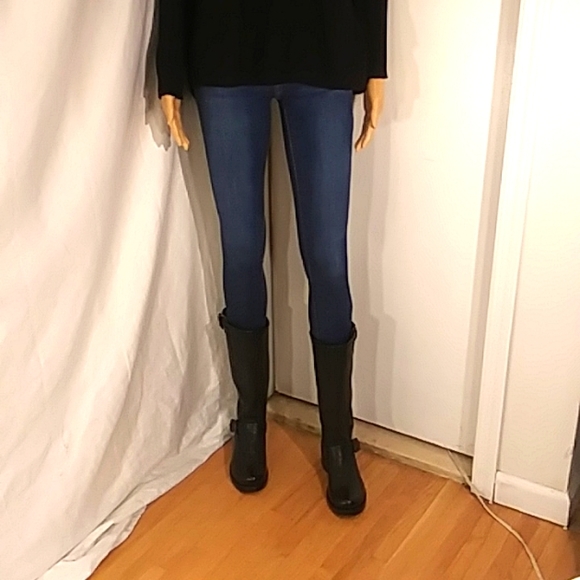 🔥 Like New Frye Back Leather Boots. - Picture 4 of 12